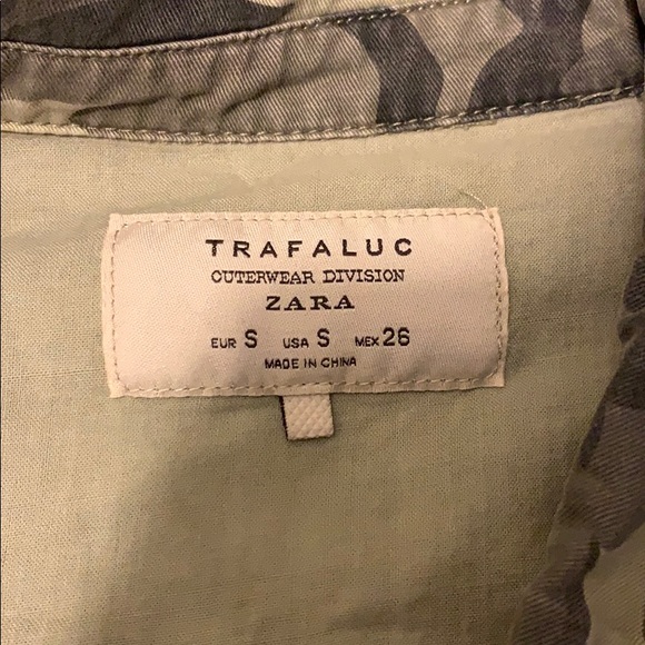Zara camo vintage button up - Picture 5 of 5